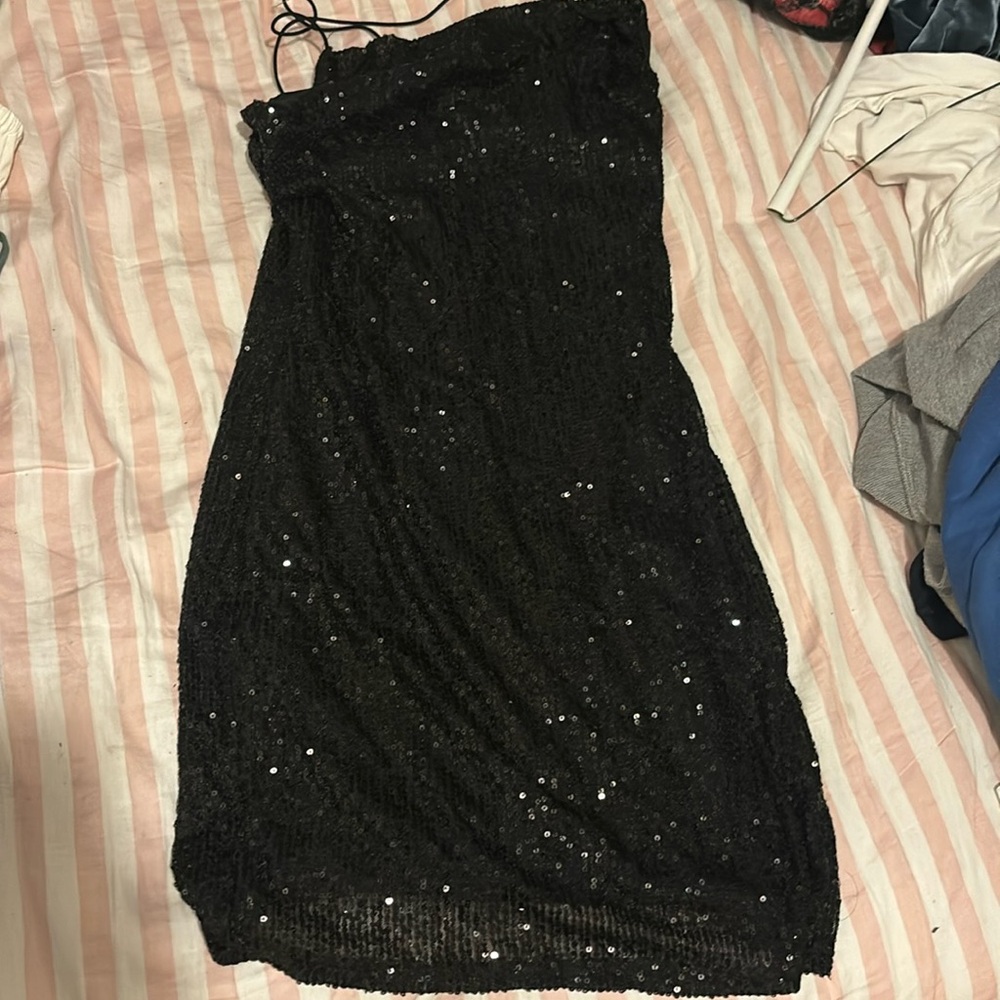 Women’s black sequin mini dress